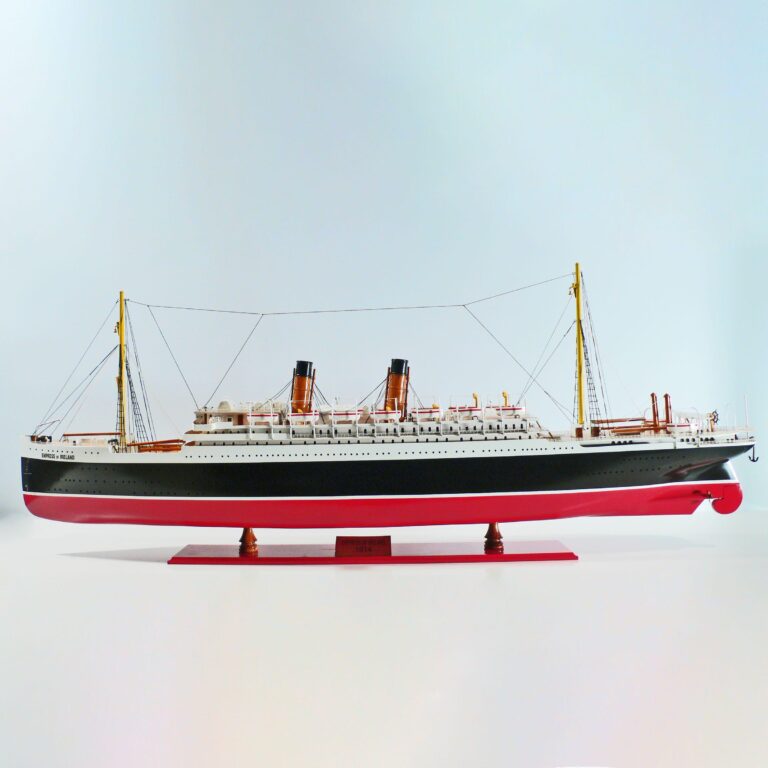 Modello di nave da crociera in legno fatto a mano della Empress of Ireland (120cm)
